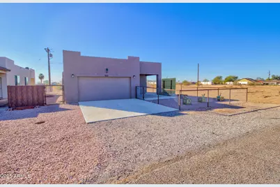 3015 W Paraiso, Eloy, AZ 85131 - Photo 1