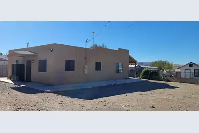 321 S Bridge, Superior, AZ 85173 - Photo 1