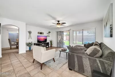 20219 N 33rd Place, Phoenix, AZ 85050 - Photo 18