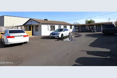 1231 S 31st, Phoenix, AZ 85009 - Photo 1