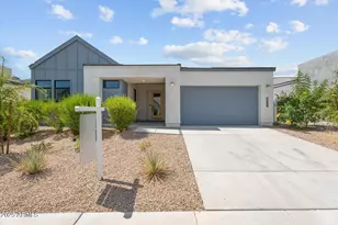 1113 E La Mirada Dr, Phoenix, AZ 85042 - Photo 1