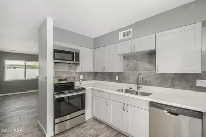 1118 S McClintock, Tempe, AZ 85281 - Photo 1