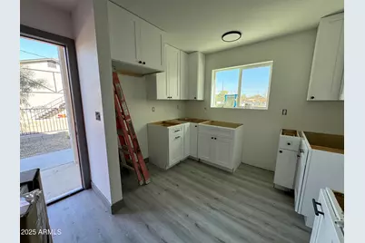 6630 S 11th Street #1, Phoenix, AZ 85042 - Photo 8