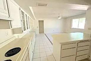 17407 N Country Club Dr, Sun City, AZ 85373 - Photo 10