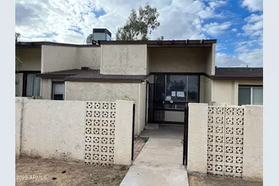 3120 N 67th, Phoenix, AZ 85033 - Photo 1