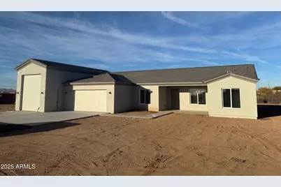 28304 N 220th Avenue, Wittmann, AZ 85361 - Photo 1