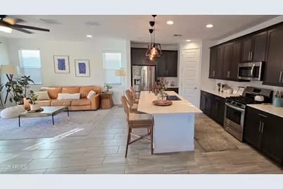 1629 W Buist, Phoenix, AZ 85041 - Photo 1