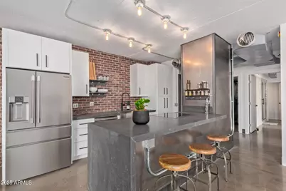 207 W Clarendon, Phoenix, AZ 85013 - Photo 1