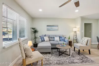 4235 N 16th Drive, Phoenix, AZ 85015 - Photo 1