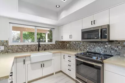 4220 E Everett, Phoenix, AZ 85032 - Photo 1