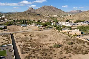 6425 W Soft Wind Dr, Glendale, AZ 85310 - Photo 1