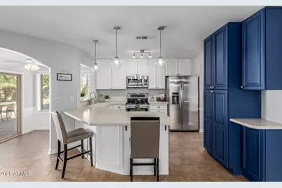 12601 S Tonto, Phoenix, AZ 85044 - Photo 1