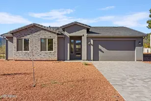 15 Creek Rock Cir, Sedona, AZ 86351 - Photo 1