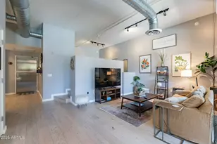 7301 E 3rd, Scottsdale, AZ 85251 - Photo 1