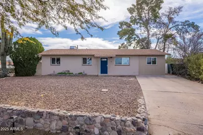 99 W Circle, Florence, AZ 85132 - Photo 1