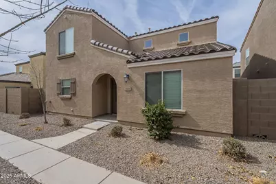 8224 W Albeniz, Phoenix, AZ 85043 - Photo 1