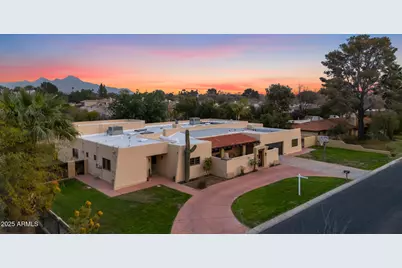 8821 N 9th, Phoenix, AZ 85021 - Photo 1