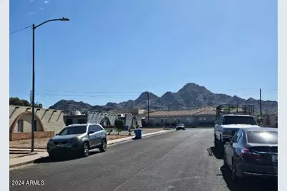 1326 E Vista, Phoenix, AZ 85020 - Photo 1