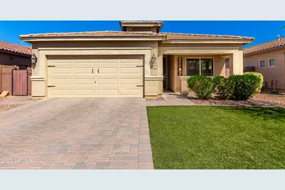 828 W Leadwood, San Tan Valley, AZ 85140 - Photo 1