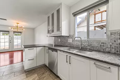 324 W Culver, Phoenix, AZ 85003 - Photo 1