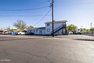 2301 N 27th St, Phoenix, AZ 85008 - Photo 2