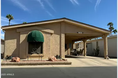 6161 S Pinehurst, Chandler, AZ 85249 - Photo 1