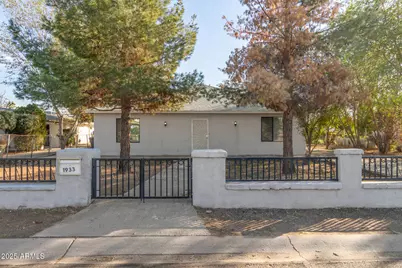 1933 W Ocotillo, Phoenix, AZ 85015 - Photo 1
