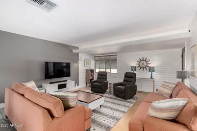 1901 E Missouri, Phoenix, AZ 85016 - Photo 1