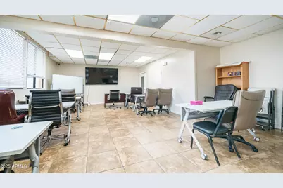 715 N Gilbert Road, Mesa, AZ 85203 - Photo 14