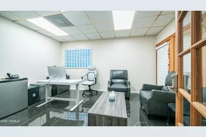 715 N Gilbert Road, Mesa, AZ 85203 - Photo 8