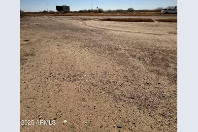 4270 W Outer Drive #4, Eloy, AZ 85131 - Photo 1