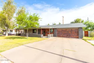 730 E Solana, Tempe, AZ 85281 - Photo 1