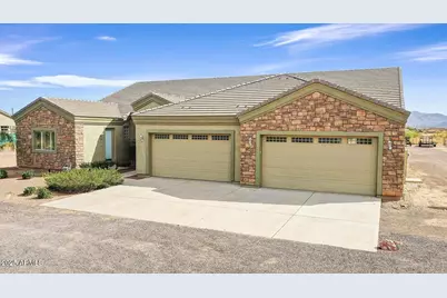 23931 W Pinnacle Vista Lane, Wittmann, AZ 85361 - Photo 1