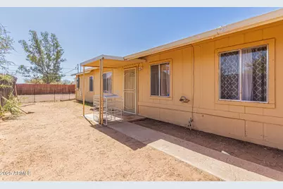 207 E Cedar, Casa Grande, AZ 85122 - Photo 1