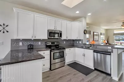 2263 N Trekell, Casa Grande, AZ 85122 - Photo 1