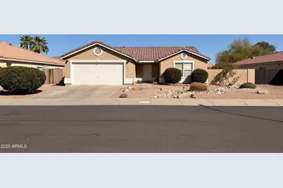 2142 E Wildhorse Drive, Chandler, AZ 85286 - Photo 1