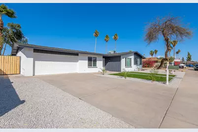 9028 N 48th, Glendale, AZ 85302 - Photo 1