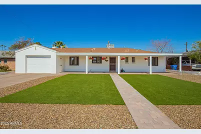 3028 E Highland, Phoenix, AZ 85016 - Photo 1