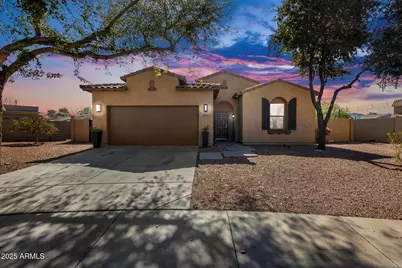7015 S Stadium Court, Gilbert, AZ 85298 - Photo 1