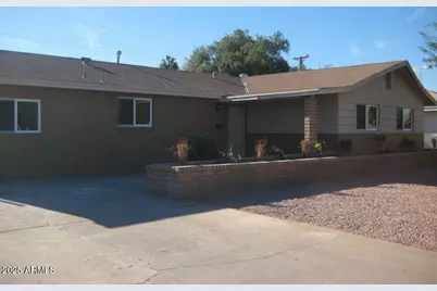 3026 N 42nd, Phoenix, AZ 85019 - Photo 1