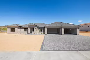 544 E Amber Sun Dr, Phoenix, AZ 85085 - Photo 1