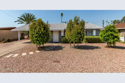 1860 E Atlanta, Phoenix, AZ 85040 - Photo 1