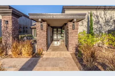 9515 N 47th, Phoenix, AZ 85028 - Photo 1