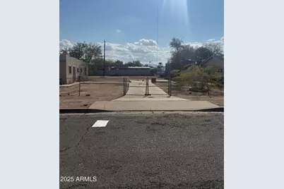 2317 W Hadley Street #9, Phoenix, AZ 85009 - Photo 1