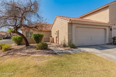 13828 S 42nd, Phoenix, AZ 85044 - Photo 1