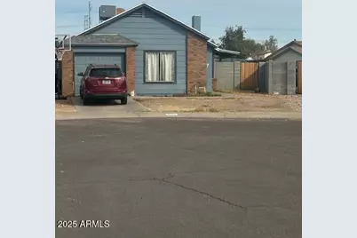 1608 W Curry, Chandler, AZ 85224 - Photo 1