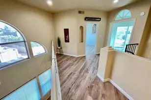 10249 N 12th Pl, Phoenix, AZ 85020 - Photo 32