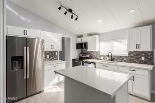 1682 N Mesa Verde Dr, Casa Grande, AZ 85122 - Photo 1