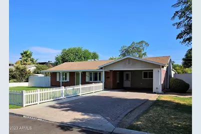 3236 E Sells, Phoenix, AZ 85018 - Photo 1