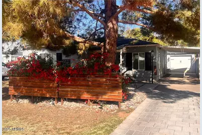 1104 W Heatherbrae, Phoenix, AZ 85013 - Photo 1